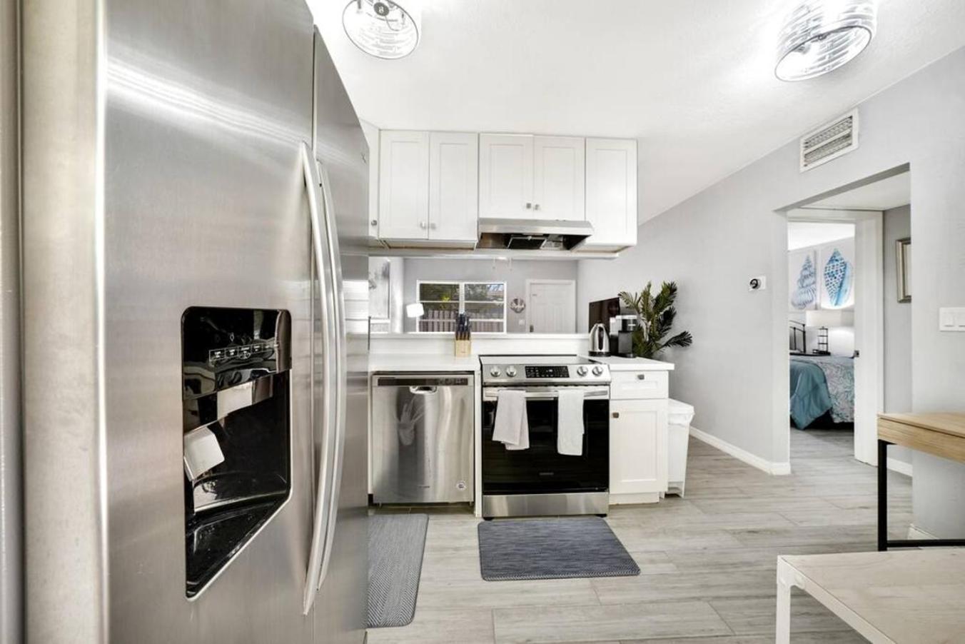 Lovely 1 Bedroom - Just Beachy By Pmi Форт Лодърдейл Екстериор снимка