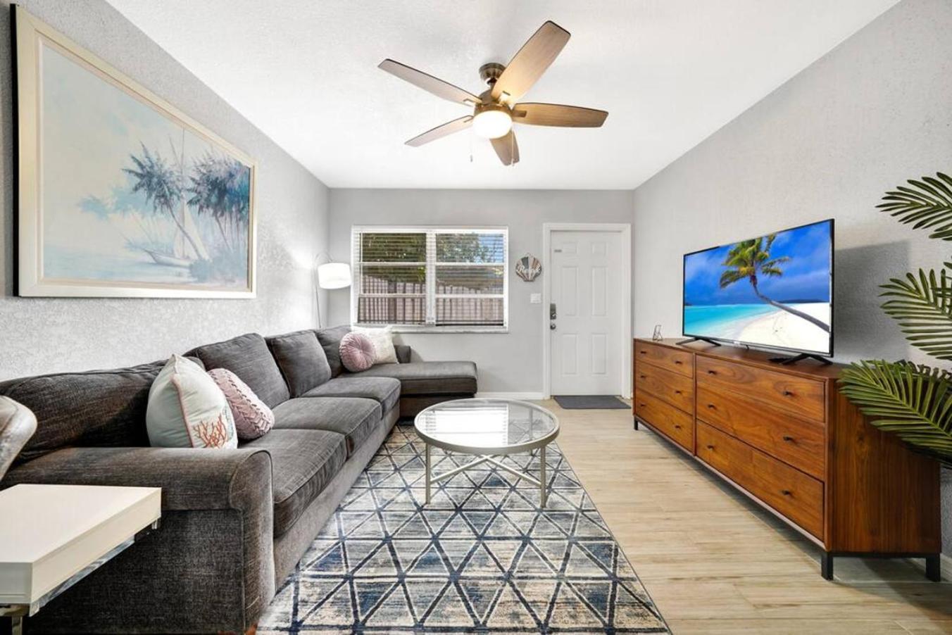 Lovely 1 Bedroom - Just Beachy By Pmi Форт Лодърдейл Екстериор снимка